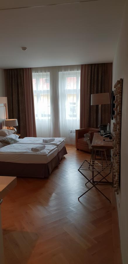 פראג Jungmann Hotel מראה חיצוני תמונה